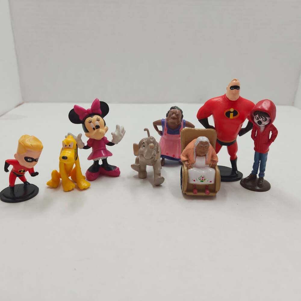 Lot of 7 Disney and Pixar Character Mini Figures